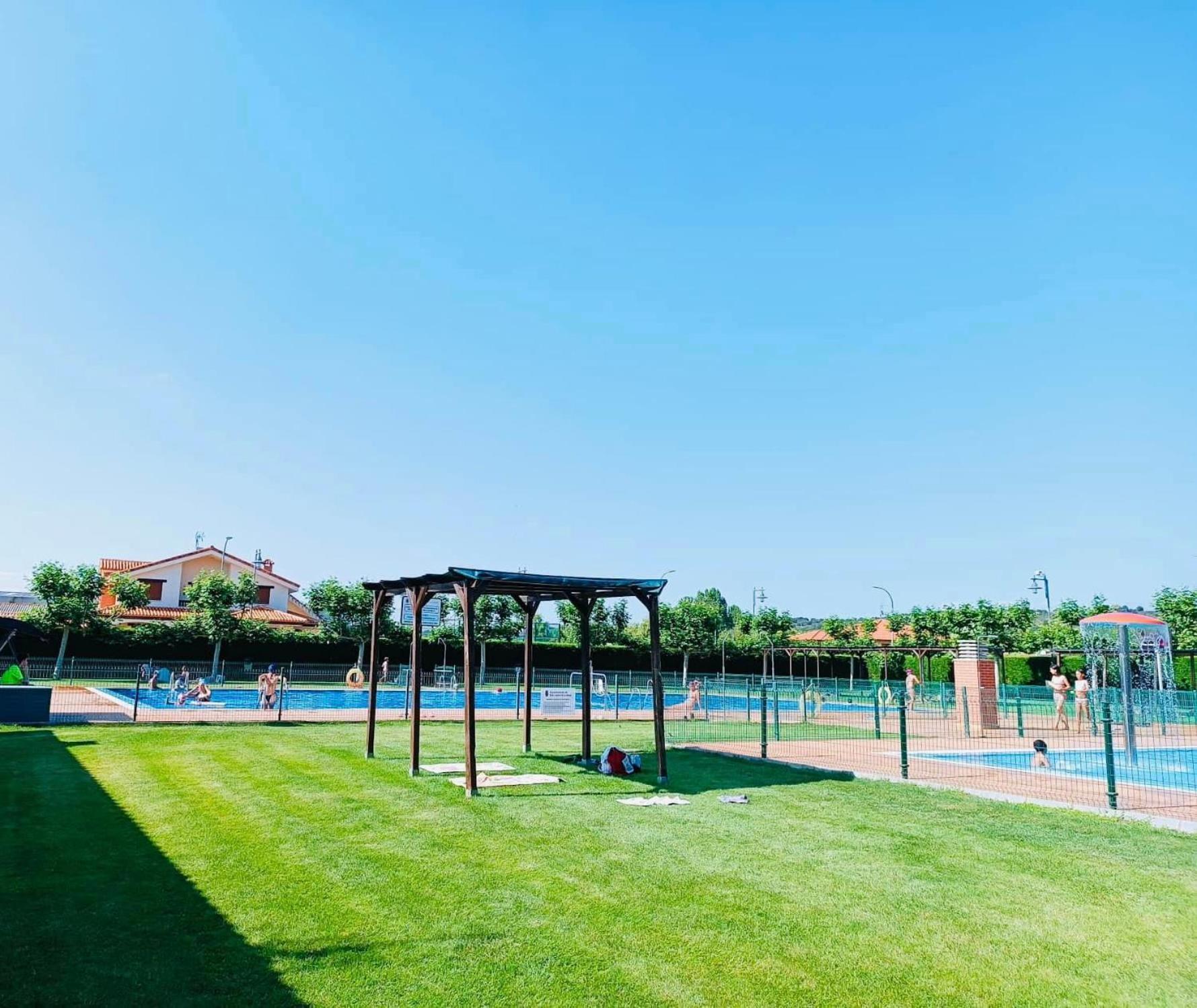Willa Casa Pita San Justo de la Vega Zewnętrze zdjęcie